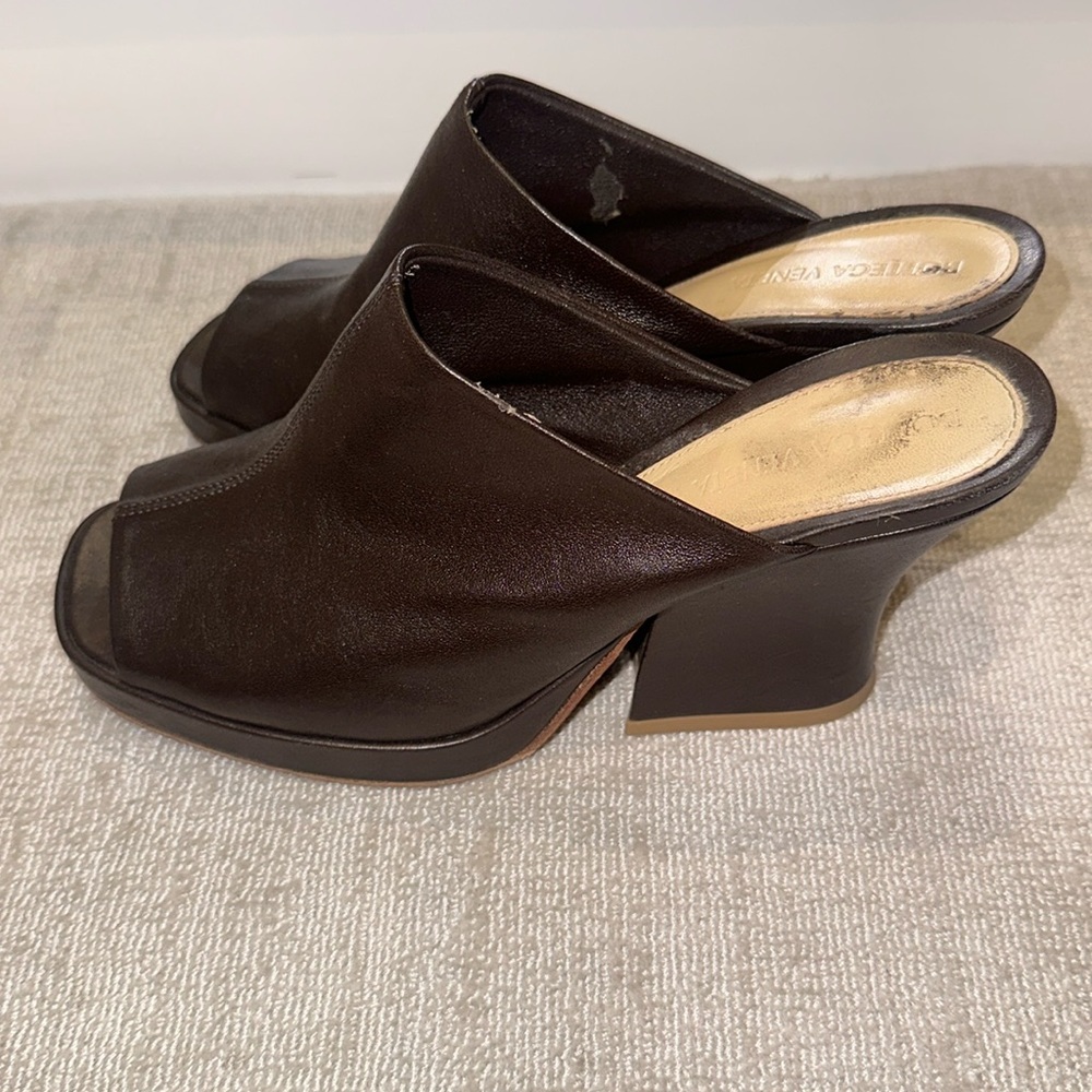 Bottega veneta platform leather slide sandals